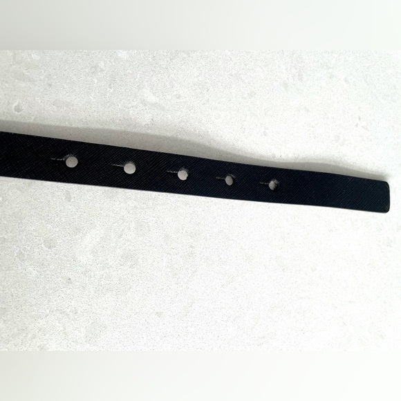 Michael Kors leather thin belt black , size small - Picture 4 of 5